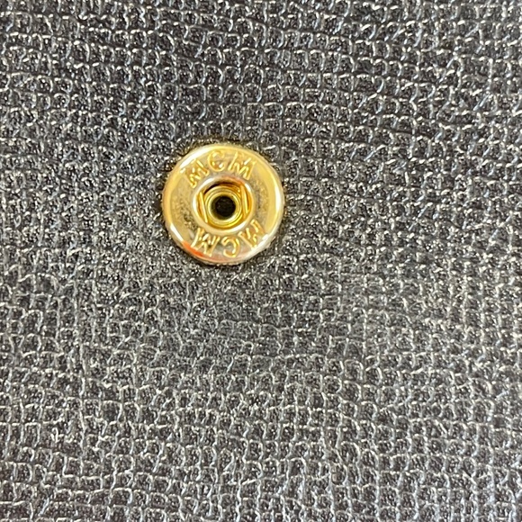 MCM Black Leather Compact Wallet - Preowned - Picture 6 of 14